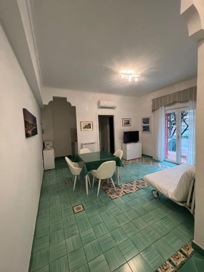 Sorrento Home E Flat Park And Pool Exteriér fotografie
