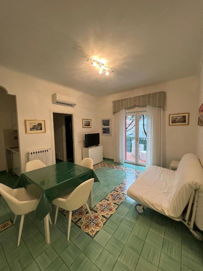 Sorrento Home E Flat Park And Pool Exteriér fotografie